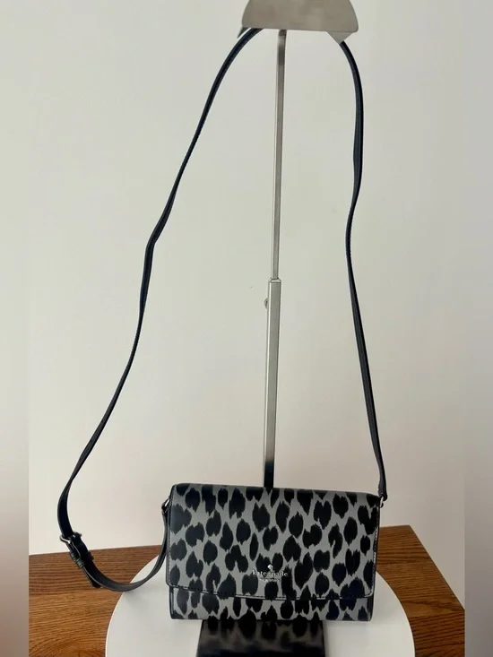 KATE SPADE Black and Gray Leopard-Print Crossbody Bag: detachable strap - Picture 3 of 8
